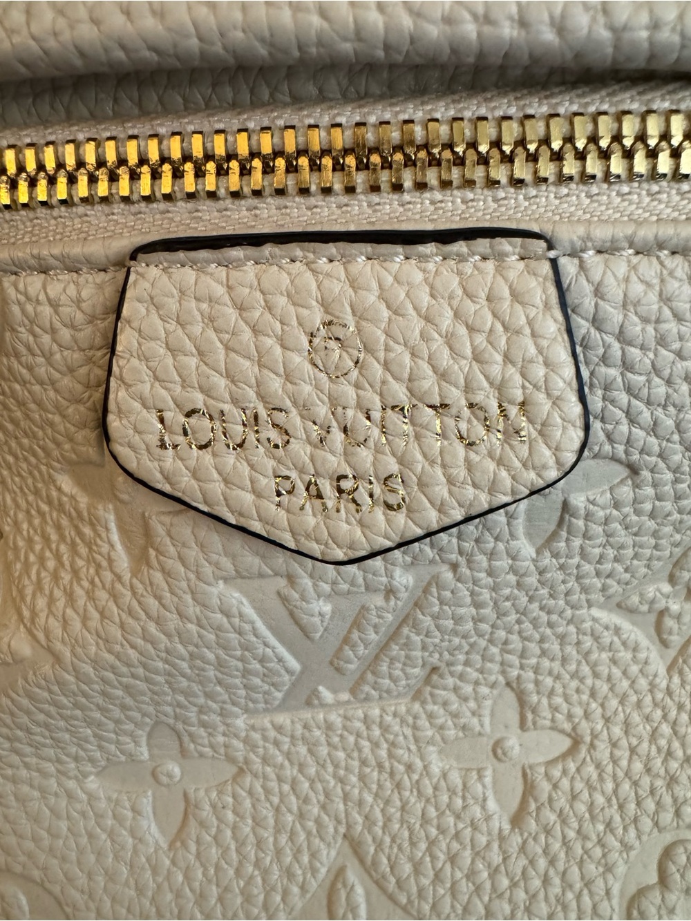 Louis Vuitton Style Cream Embossed Monogram Belt Bag Bum Bag VGUC - Picture 3 of 11